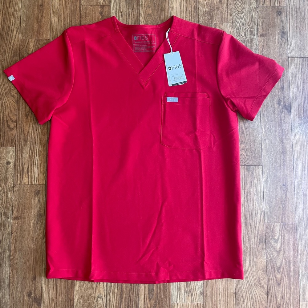 mens figs top